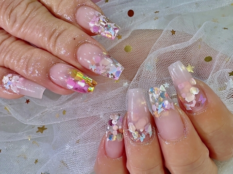 NAILS 