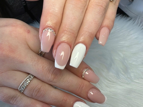 NAILS 