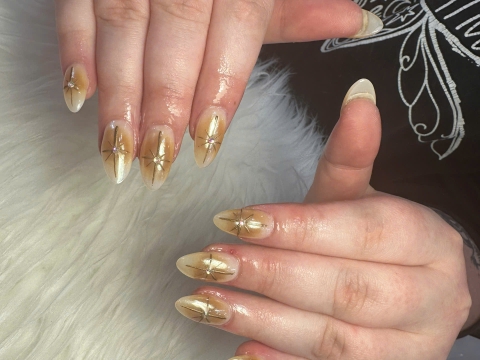 NAILS 