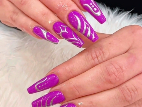 NAILS 
