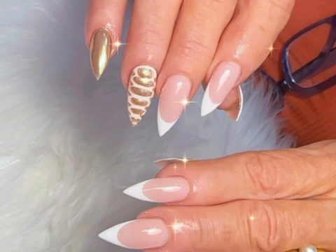 NAILS 
